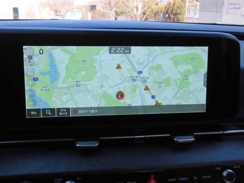 KIA Carnival - Vista 8