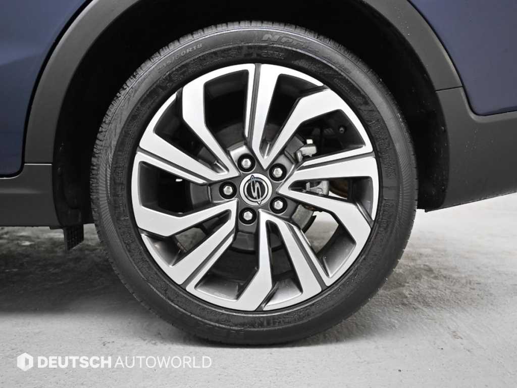 Ssangyong Tivoli - Vista 5