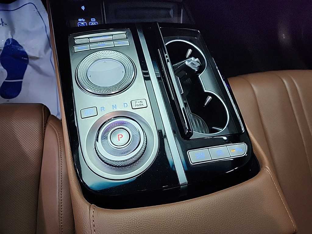 Genesis G80 - Vista 8