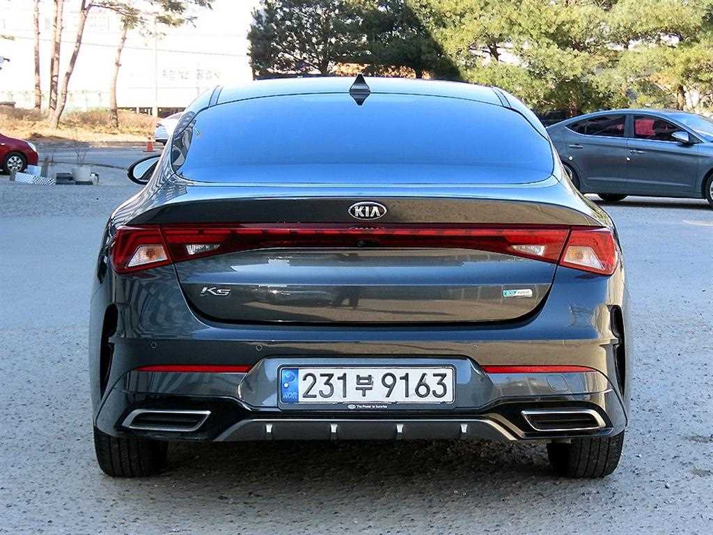 KIA K5 - Vista 4