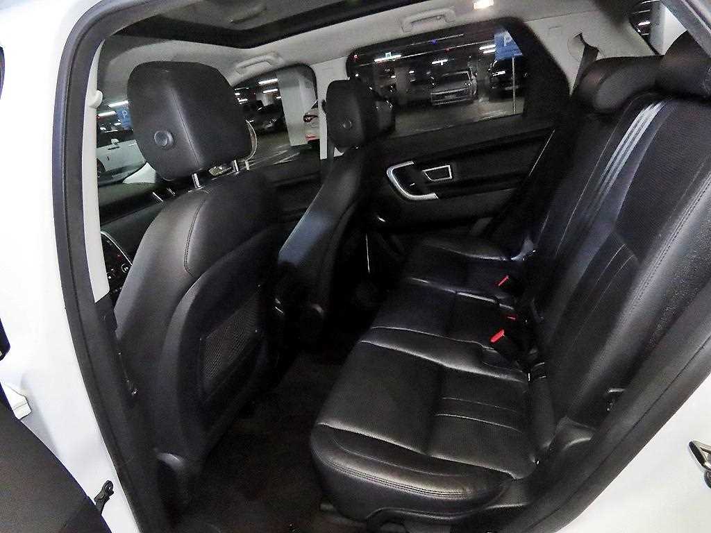 Land Rover Discovery Sports - Vista 7