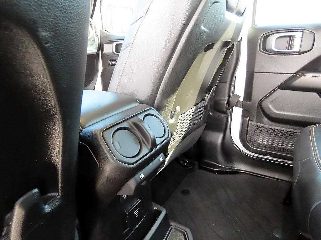 Jeep Wrangler 2024 Blanco - Importación desde Corea - HF Imports Iquique - Foto 17