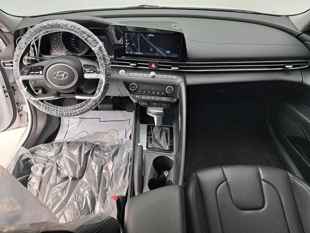 HYUNDAI Avante - Vista 6