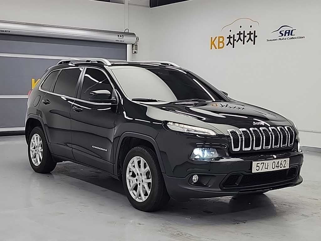 Jeep Cherokee - Vista 4