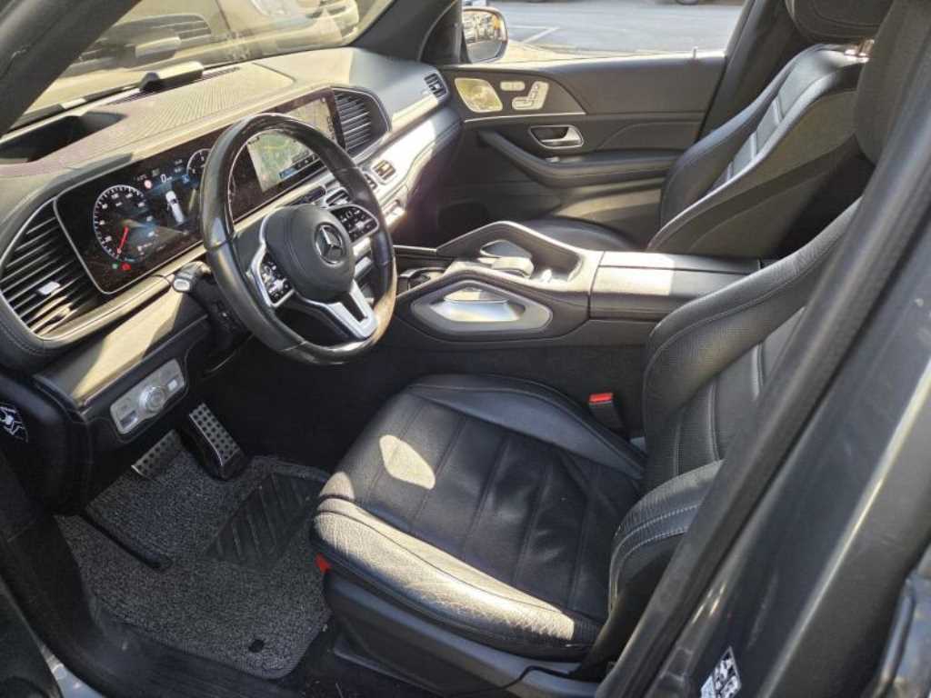 Mercedes Benz GLS Class - Vista 5