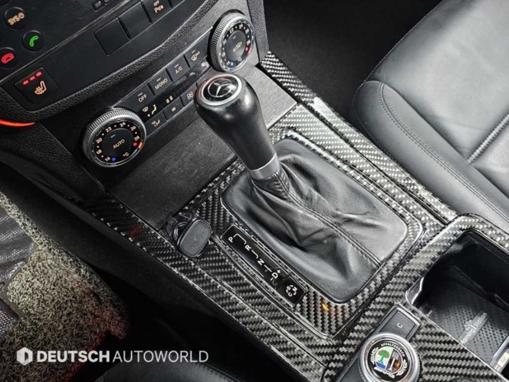 Mercedes Benz C Class - Vista 9