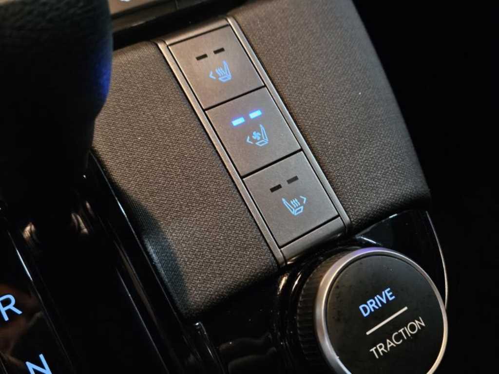 HYUNDAI Casper - Vista 9