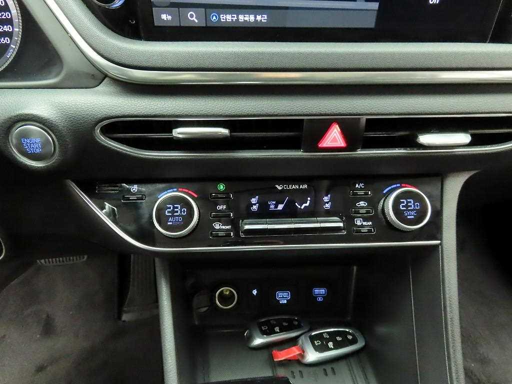 HYUNDAI Sonata - Vista 10