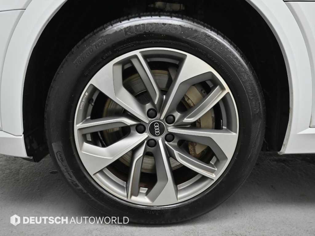 Audi e-Tron - Vista 5