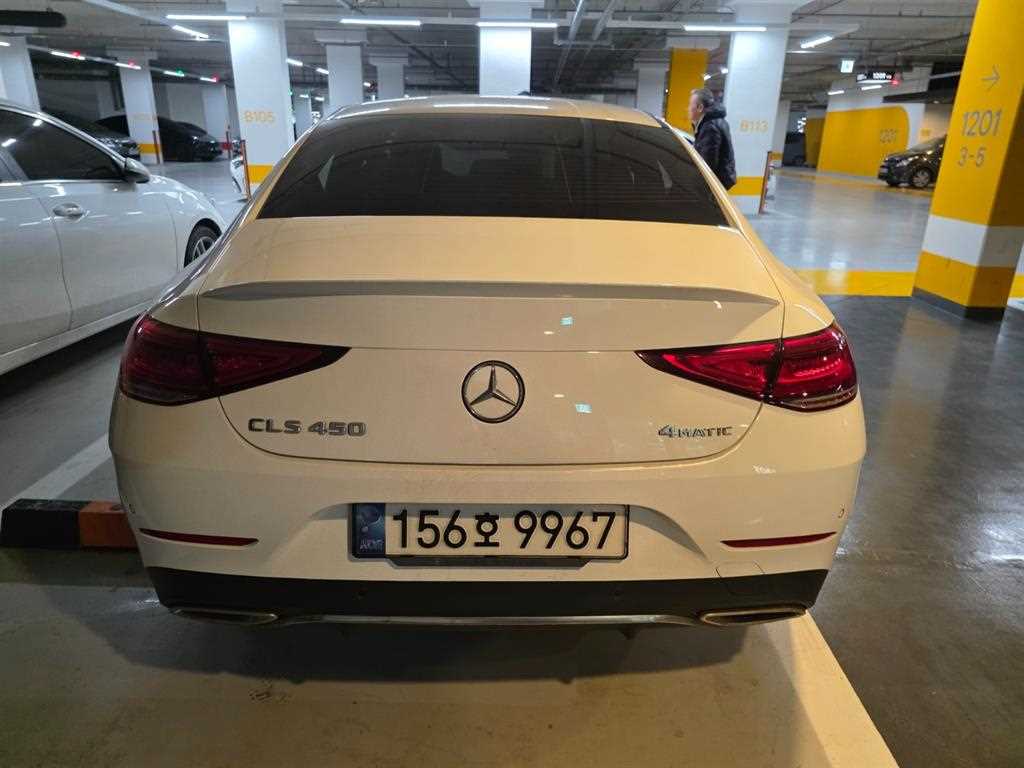Mercedes Benz CLS Class - Vista 4