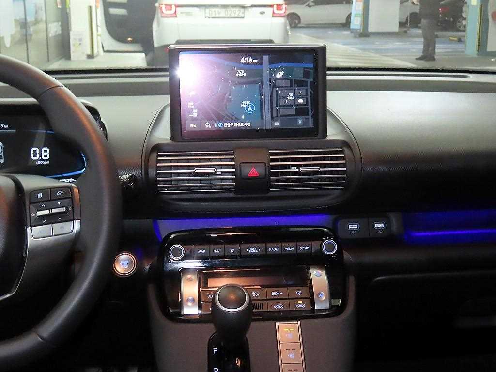 HYUNDAI Casper - Vista 11