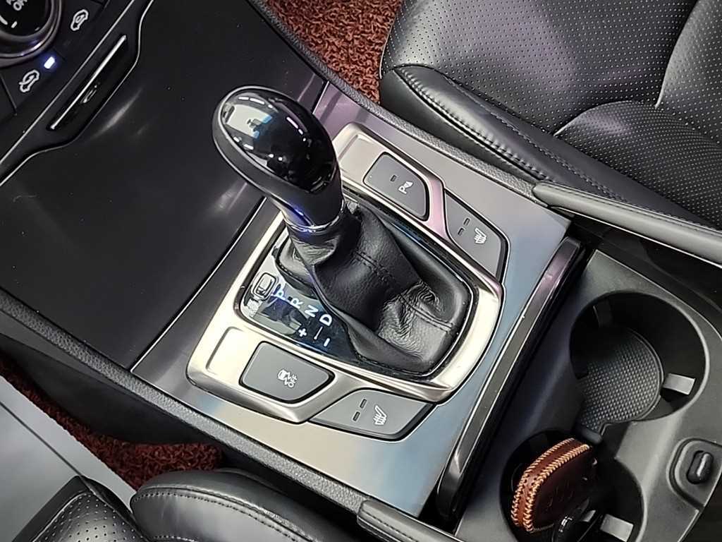 HYUNDAI Grandeur - Vista 8