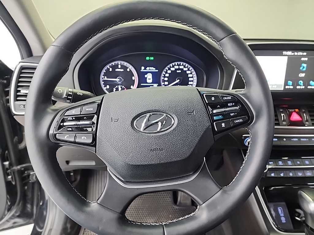 HYUNDAI Grandeur - Vista 9