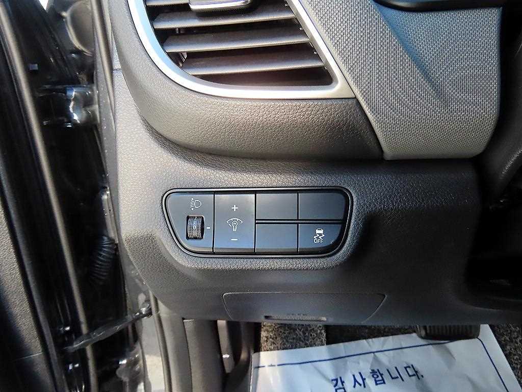 KIA Seltos - Vista 12