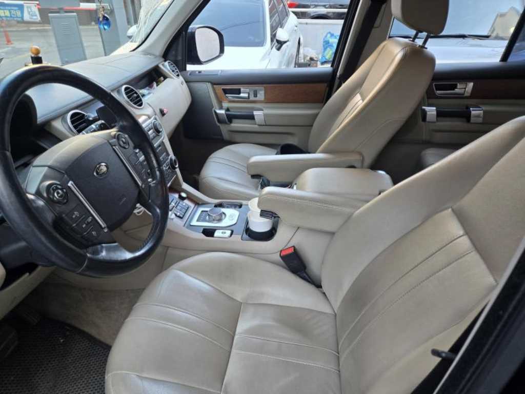 Land Rover Discovery - Vista 6