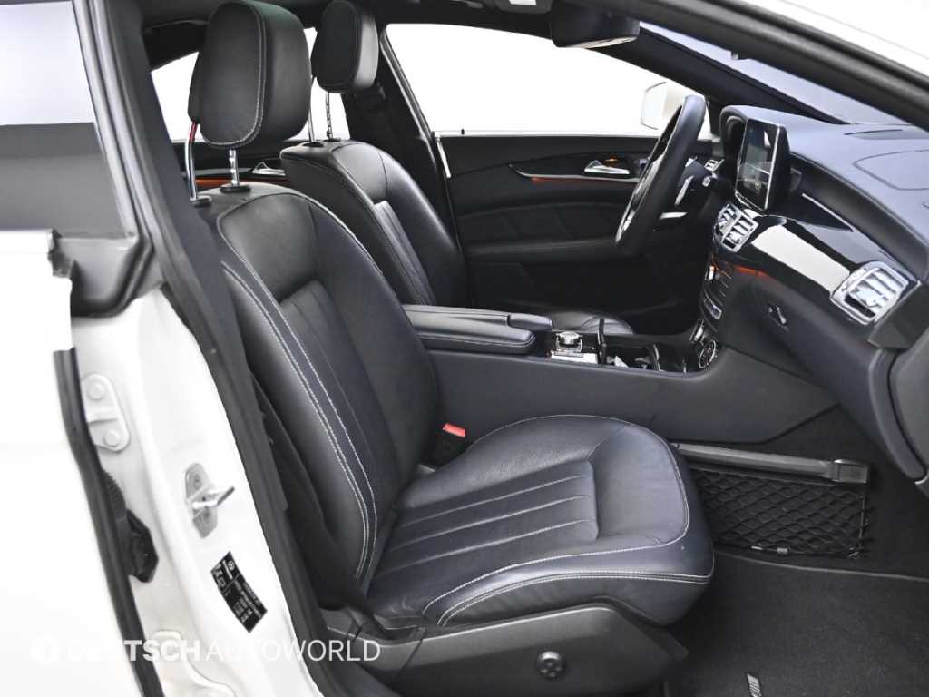 Mercedes Benz CLS Class - Vista 10