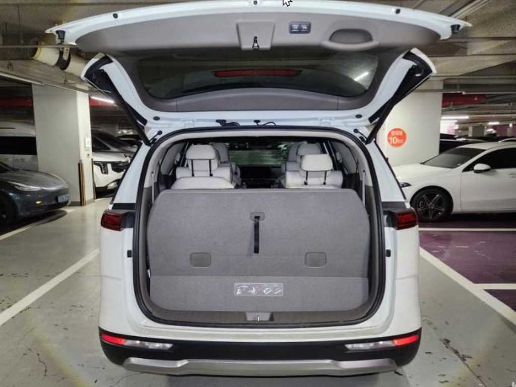 KIA Carnival - Vista 7