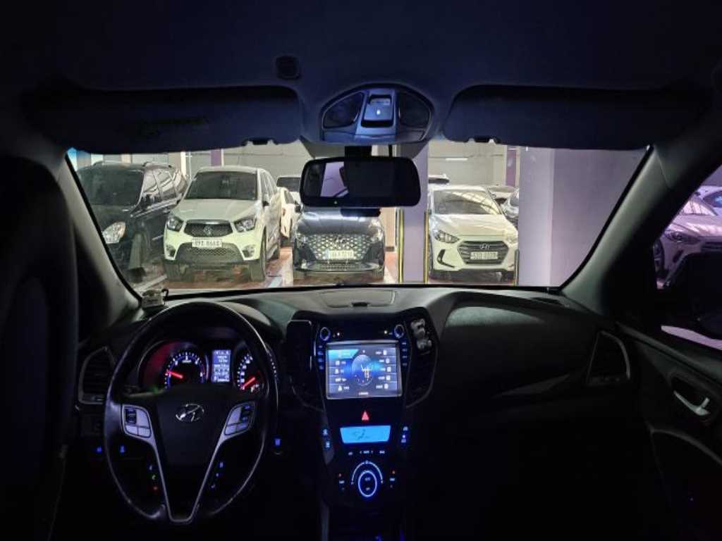 HYUNDAI Santa Fe - Vista 9