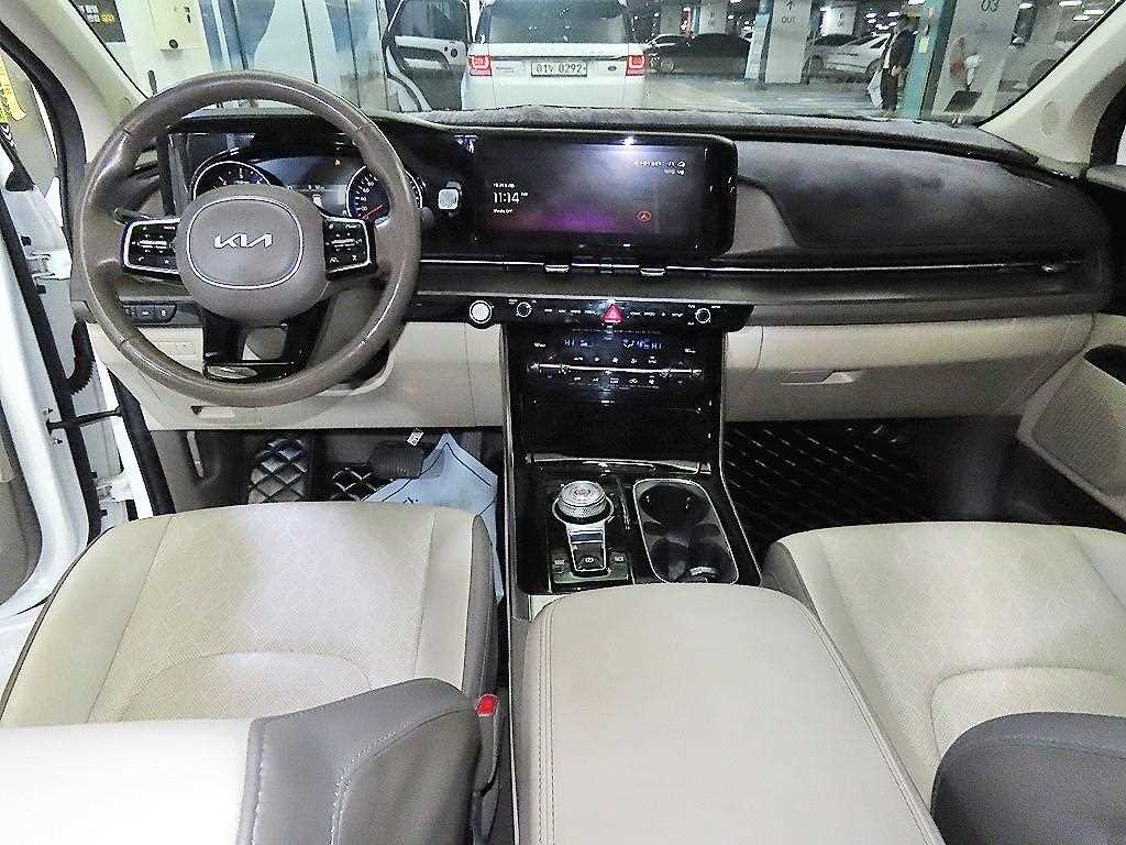 KIA Carnival - Vista 10