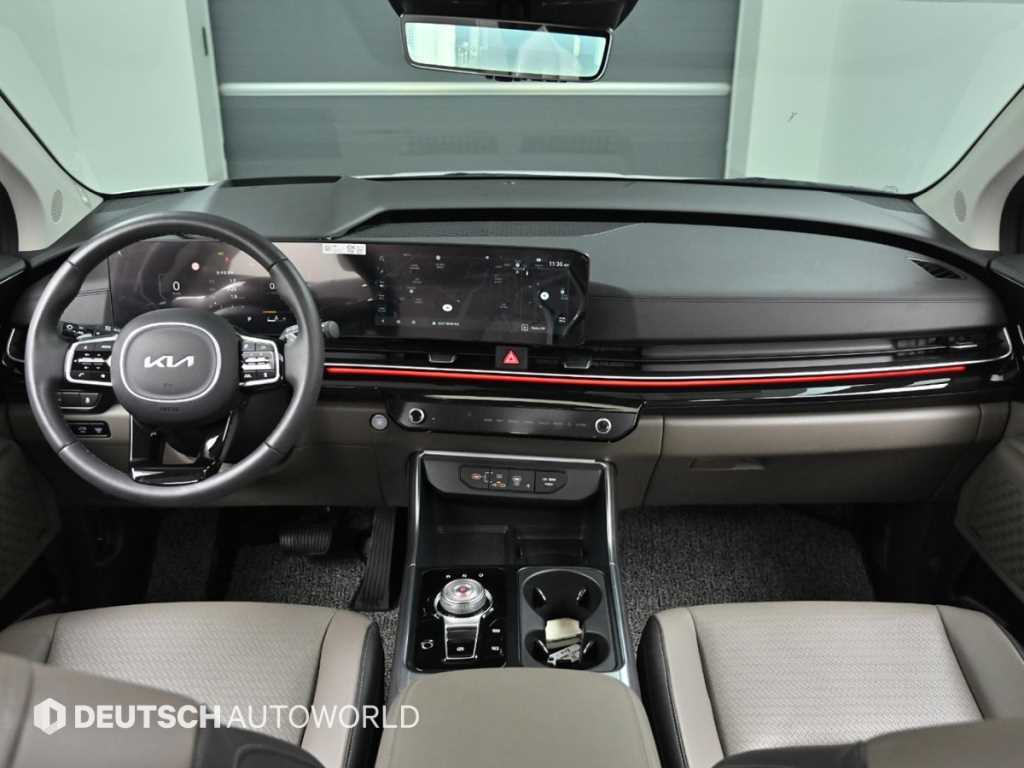 KIA Carnival - Vista 7