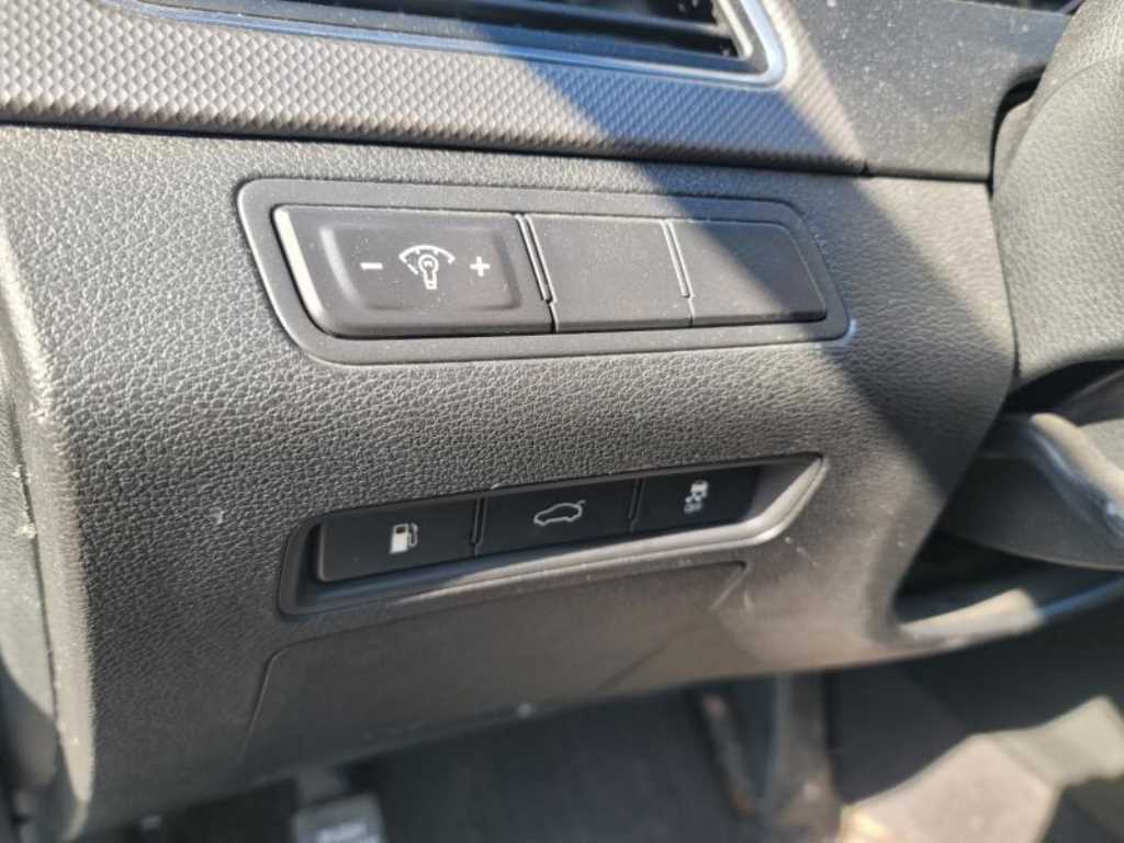 HYUNDAI Sonata - Vista 8