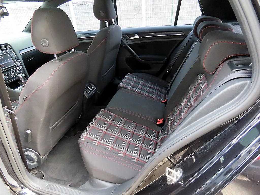 Volkswagen Golf - Vista 6