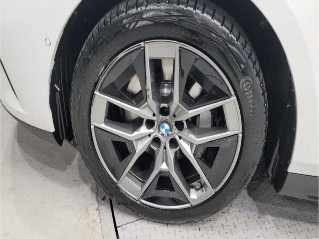 BMW 5 Series - Vista 11