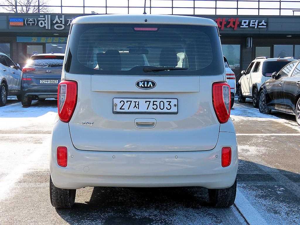 KIA Ray - Vista 4