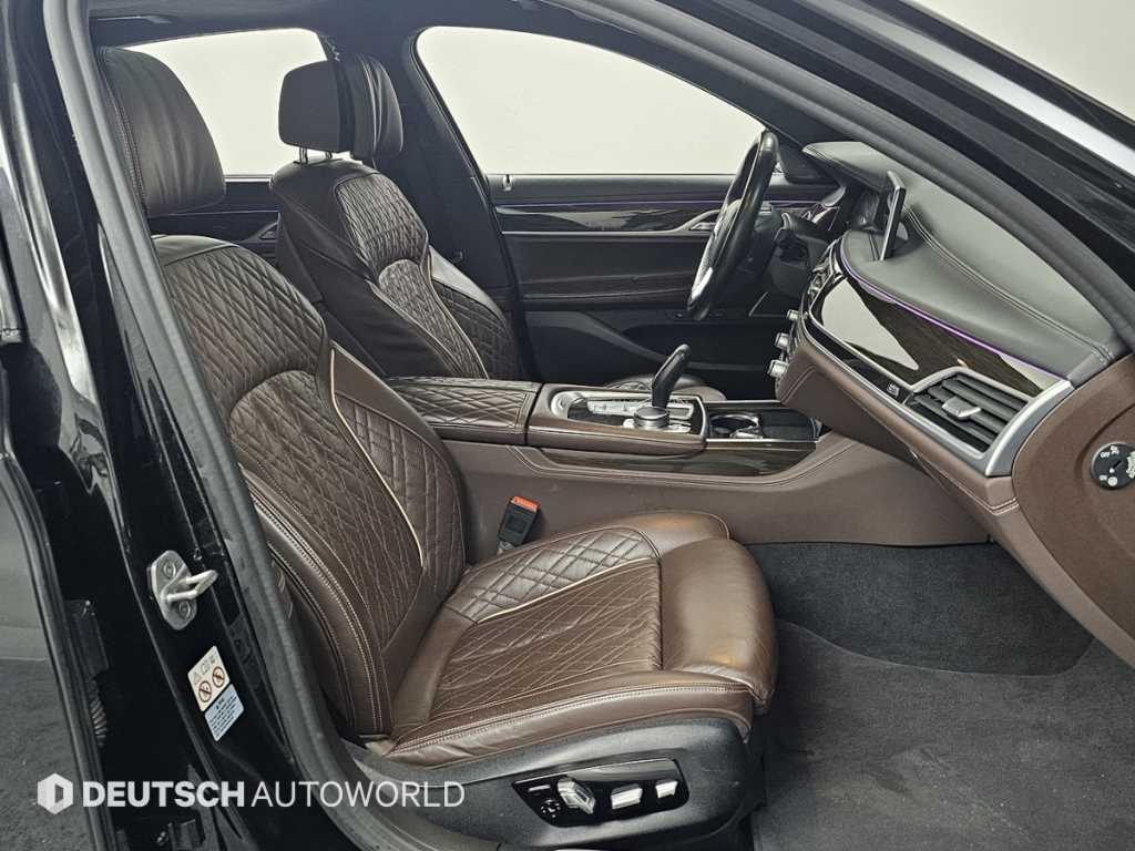 BMW 7 Series - Vista 10