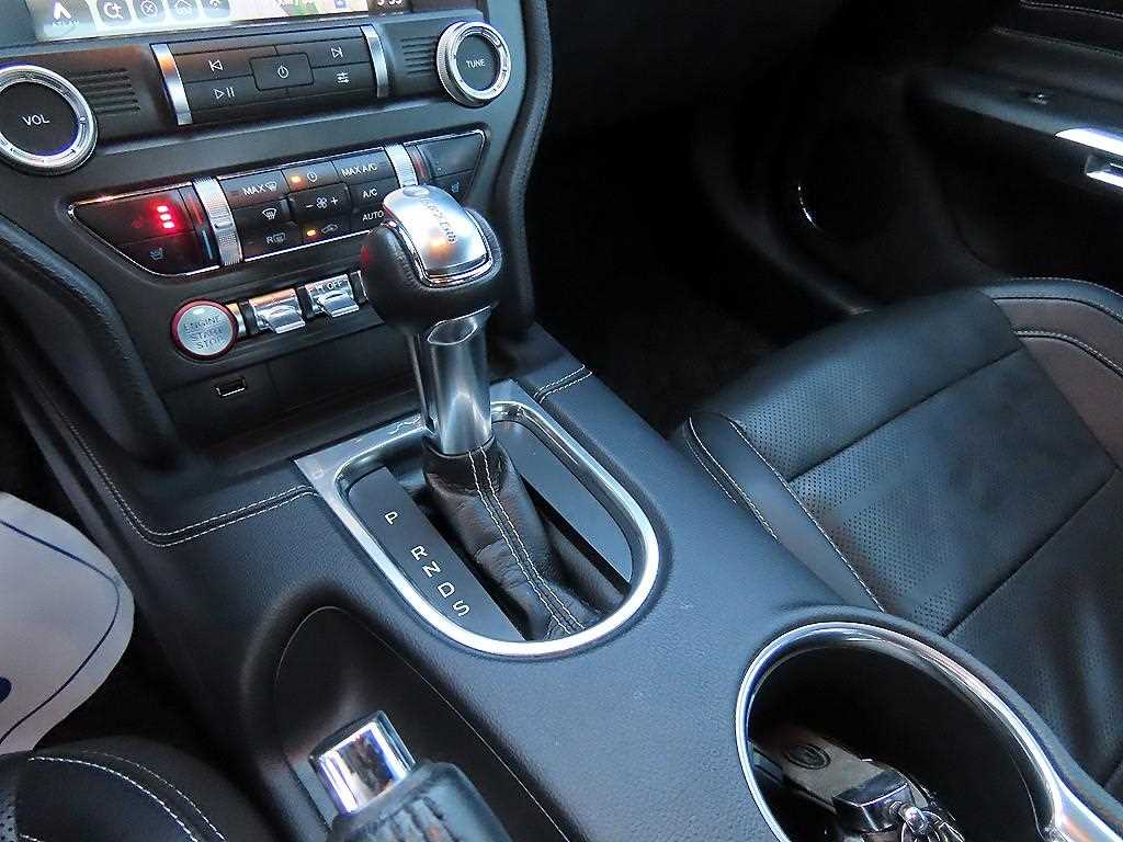 Ford Mustang - Vista 9