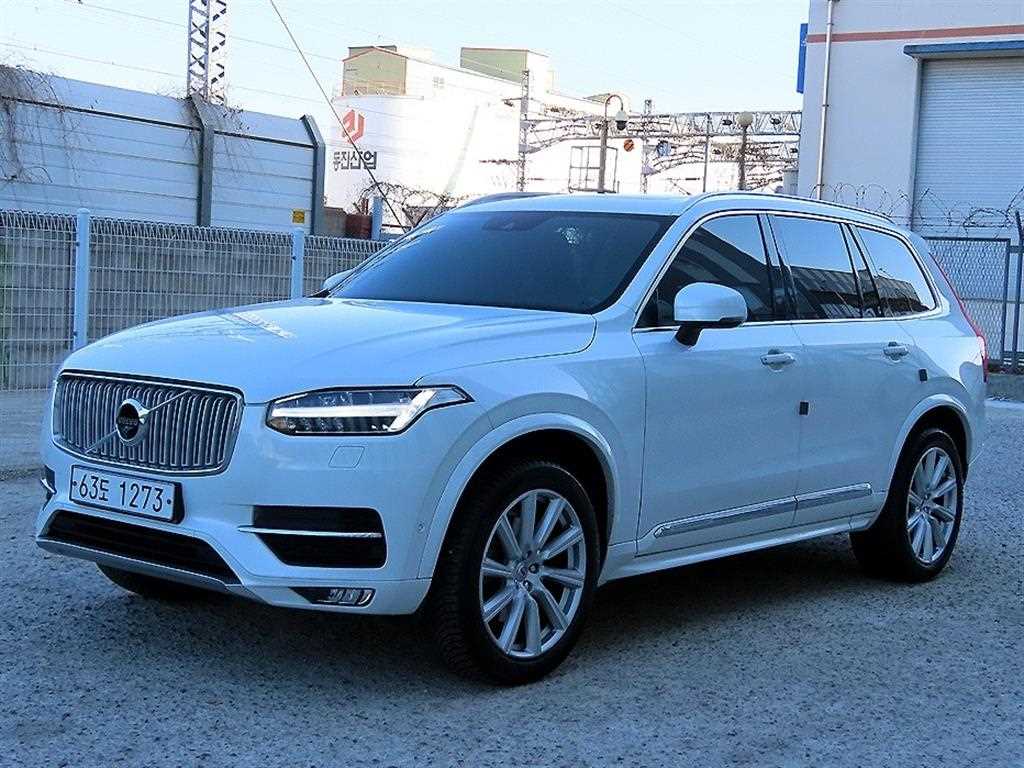 Volvo XC90 - Vista 2