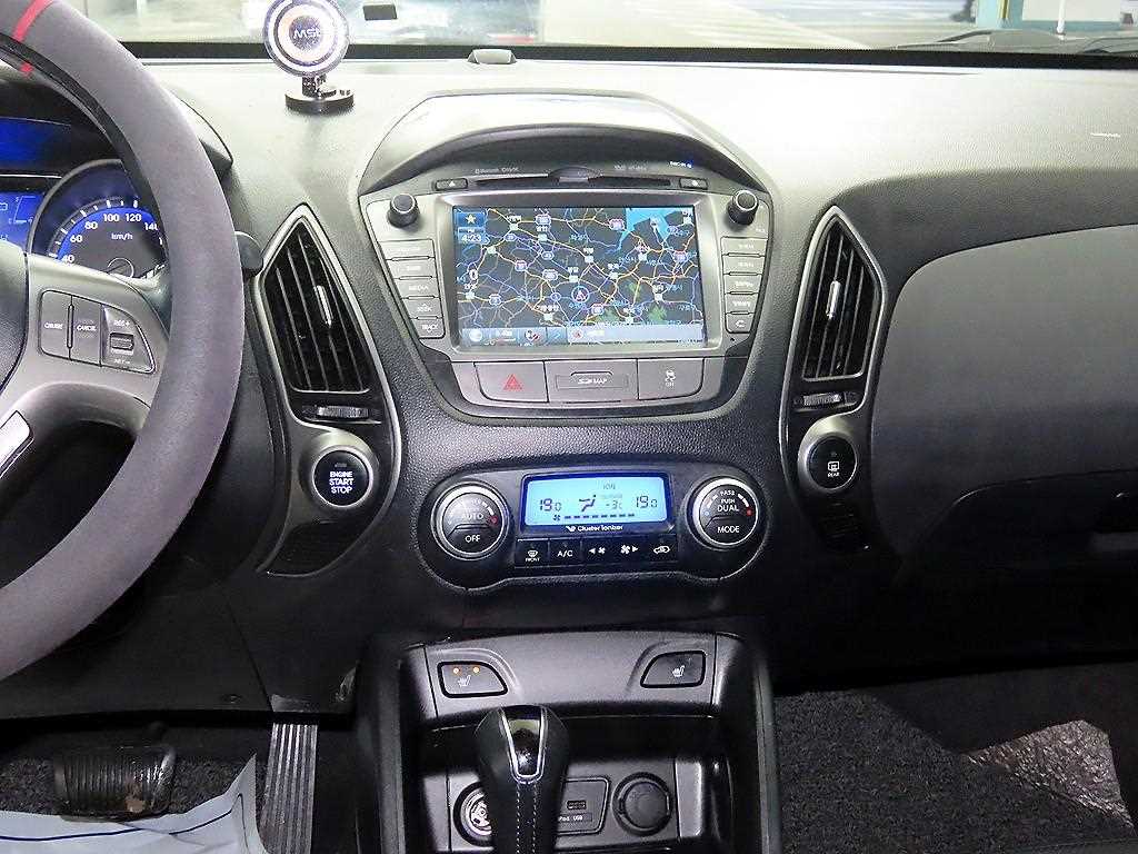 HYUNDAI Tucson - Vista 11