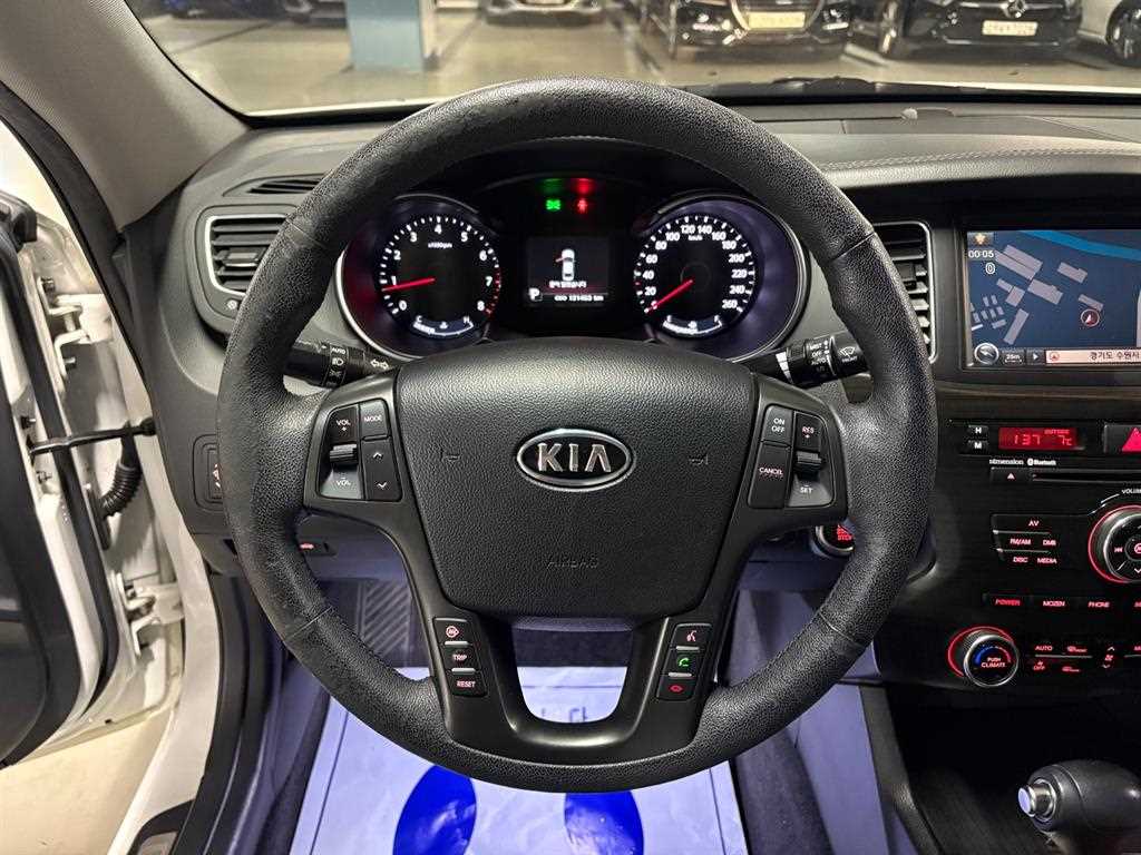 KIA K7 - Vista 7