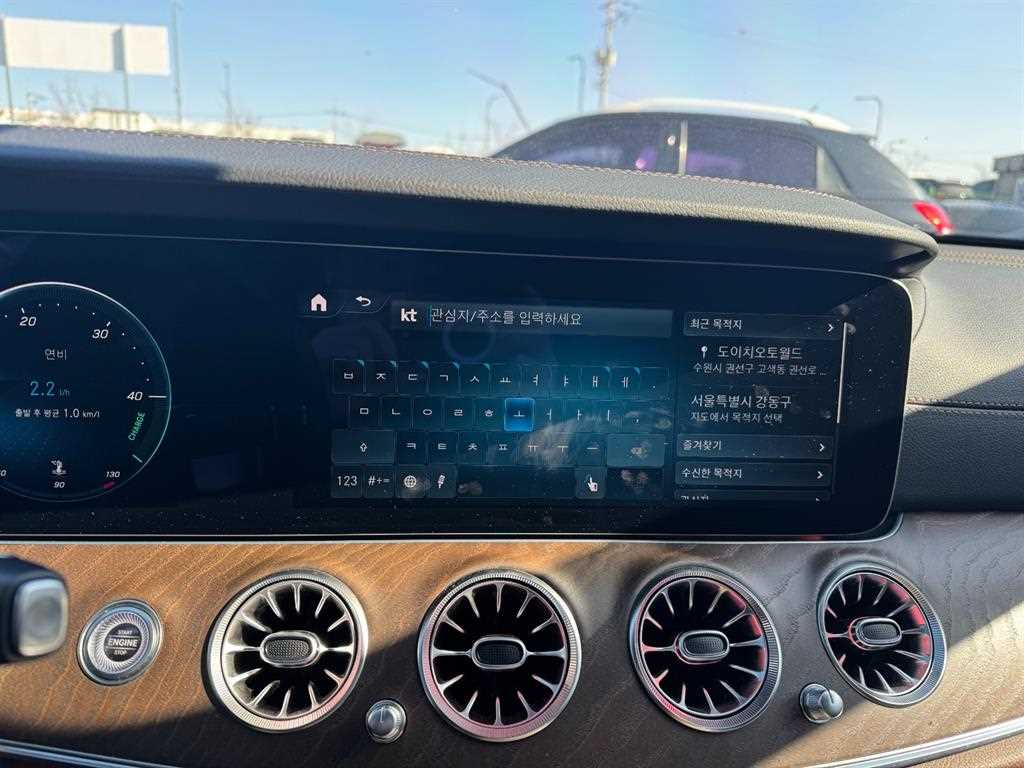 Mercedes Benz E class - Vista 5