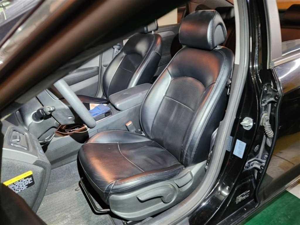 HYUNDAI Sonata - Vista 8