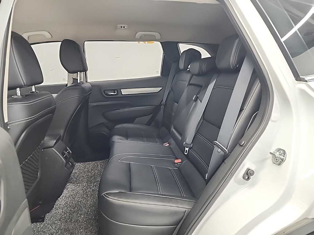 SAMSUNG QM6 - Vista 12