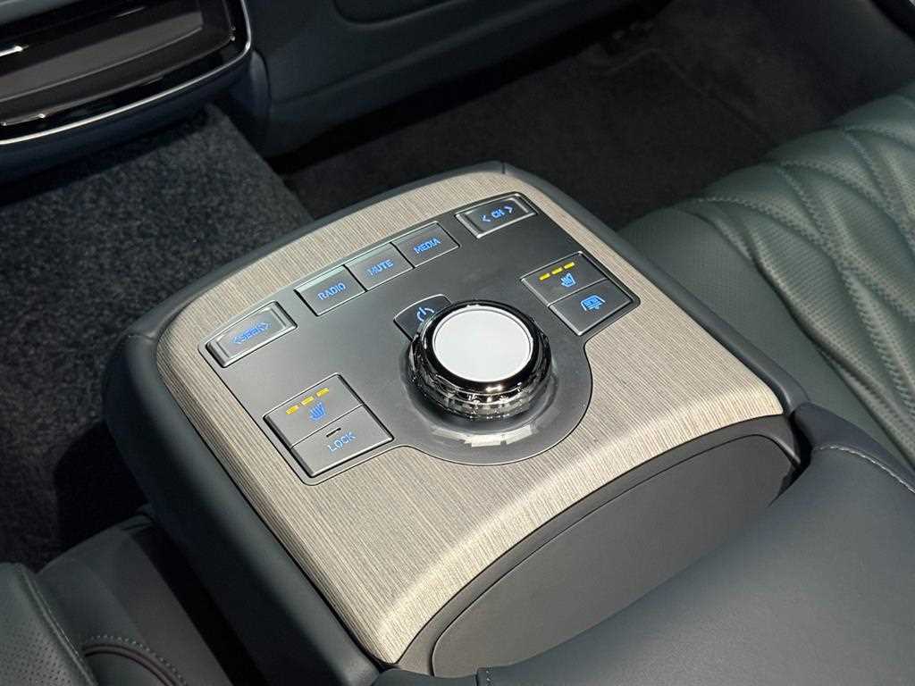 Genesis G80 2025 Gris - Importación desde Corea - HF Imports Iquique - Foto 17