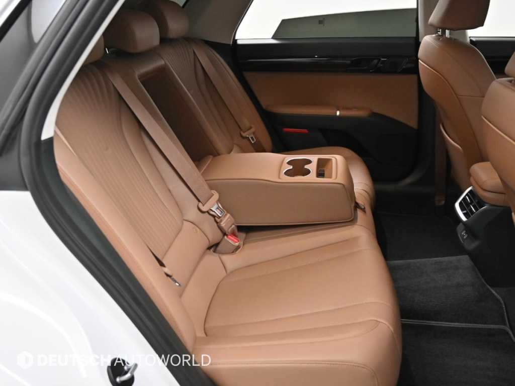 HYUNDAI Grandeur - Vista 12