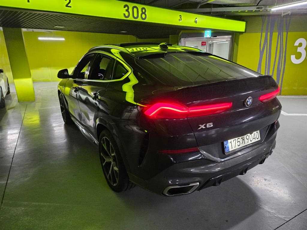BMW X6 - Vista 5