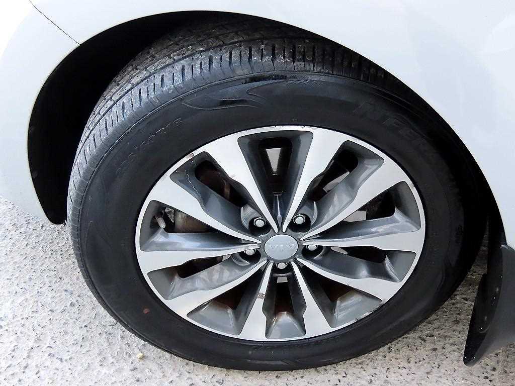 KIA Carnival 2017 - Importación desde Corea - HF Imports Iquique - Foto 19