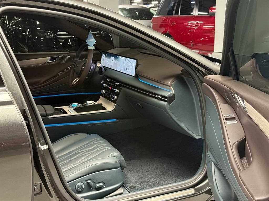 Genesis G80 2025 Gris - Importación desde Corea - HF Imports Iquique - Foto 15