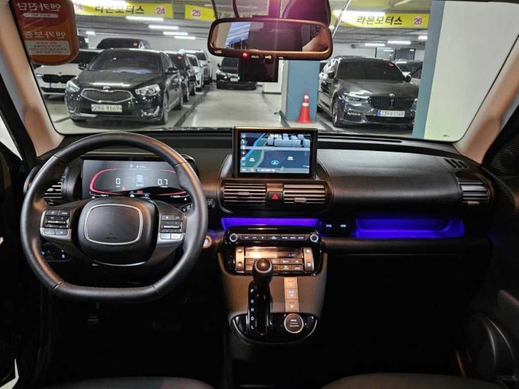 HYUNDAI Casper - Vista 4