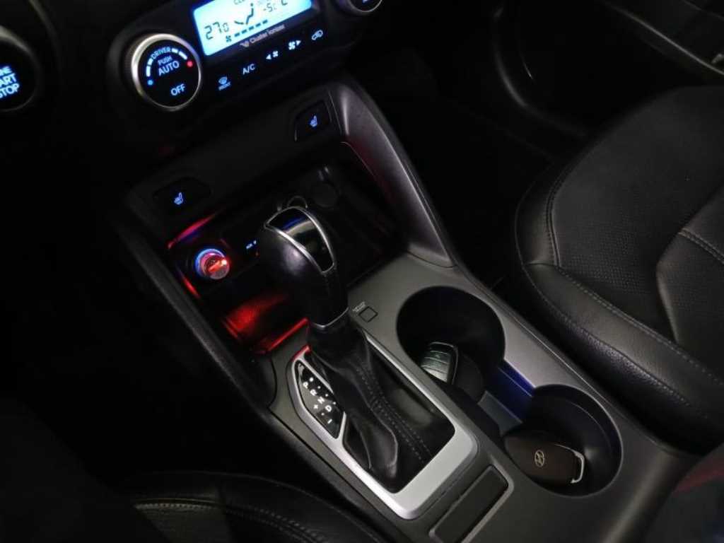 HYUNDAI Tucson 2014 Negro - Importación desde Corea - HF Imports Iquique - Foto 15