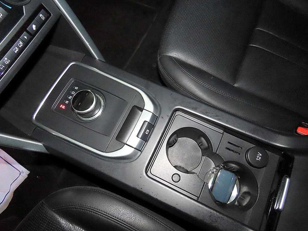 Land Rover Discovery Sports - Vista 12