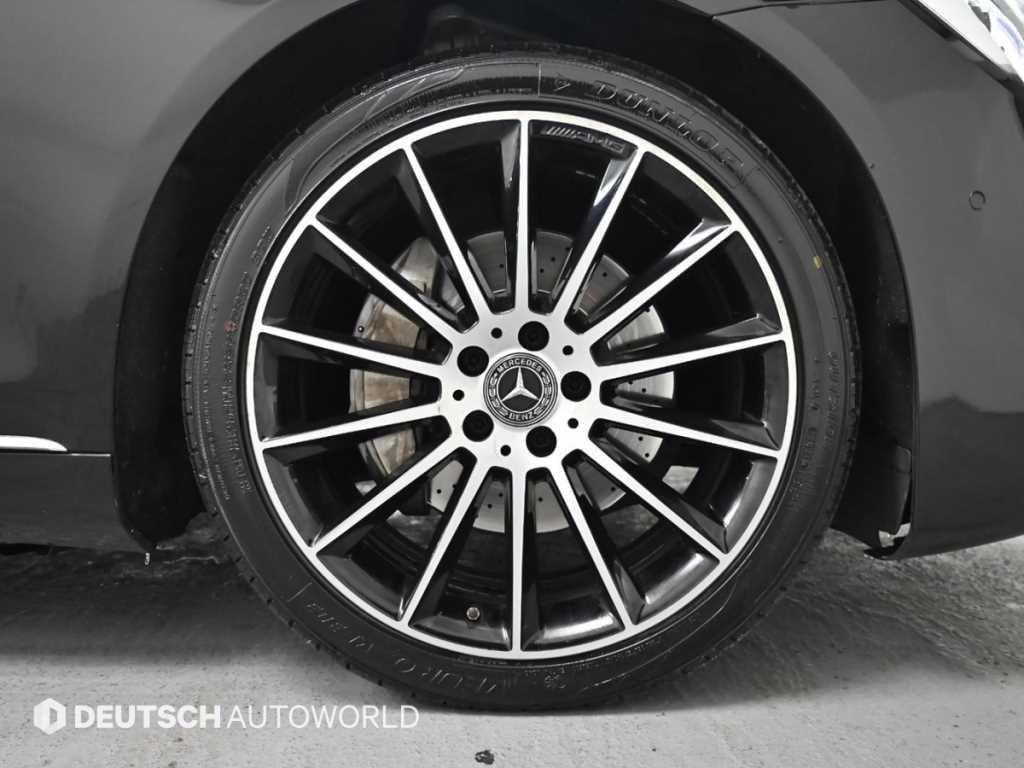 Mercedes Benz S Class - Vista 5