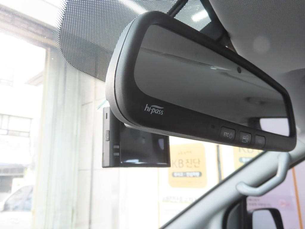 HYUNDAI Starex - Vista 11