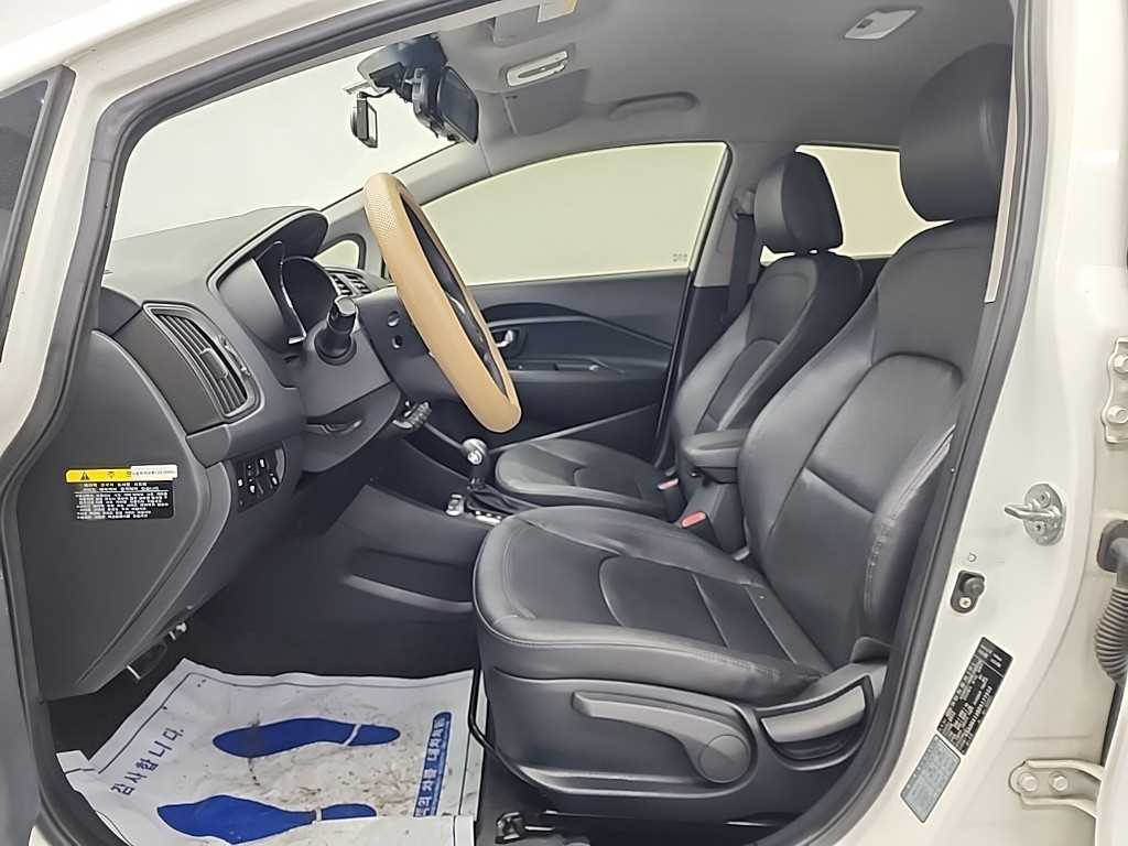 KIA Pride - Vista 11