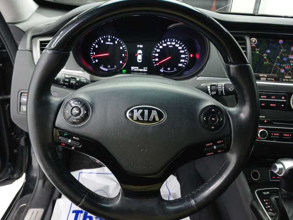 KIA K9 2014 Negro - Importación desde Corea - HF Imports Iquique - Foto 13