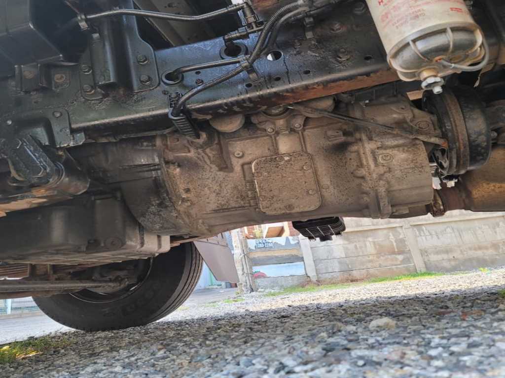 medium and large cargo Cargo 2017 Blanco - Importación desde Corea - HF Imports Iquique - Foto 20