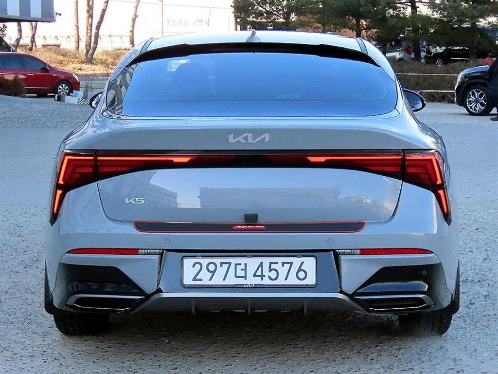 KIA K5 - Vista 4